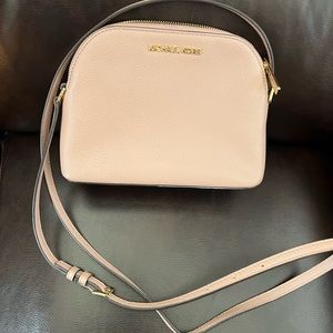 Michael Kors crossbody purse